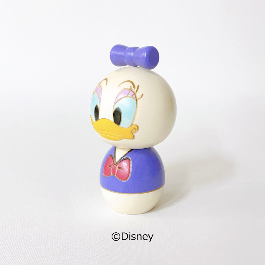 usaburo-kokeshi-daisy-disney-figurine-artisanale-10-8-cm image 2