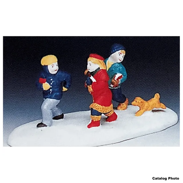 lemax-school-children-running-figurine-miniature-coliers-qui-courent image 1