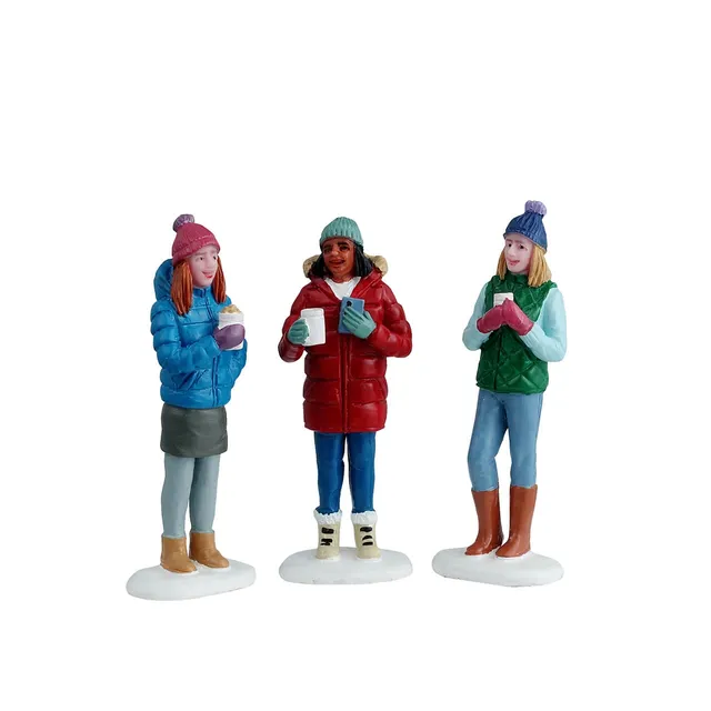 lemax-hot-cocoa-with-friends-figurines-hiver-vail-village image 1