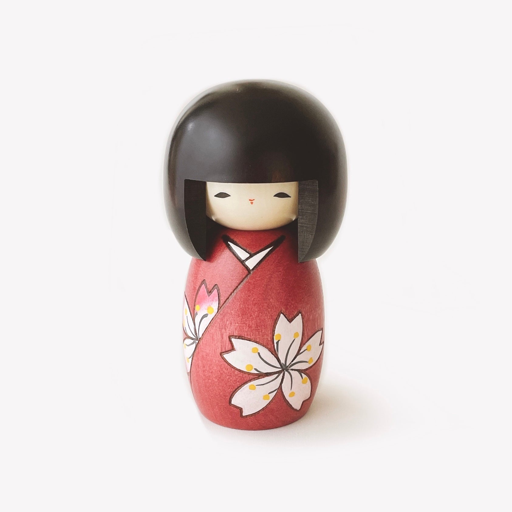 usaburo-kokeshi-hana-ha-sakura-cherry-blossoms-figurine-kokeshi-artisanale image 1