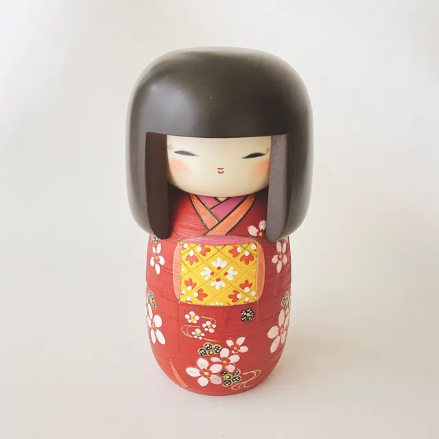 usaburo-kokeshi-omekashi-poup-e-kokeshi-artisanale-21-5-cm-en-bois-mizuki image 1