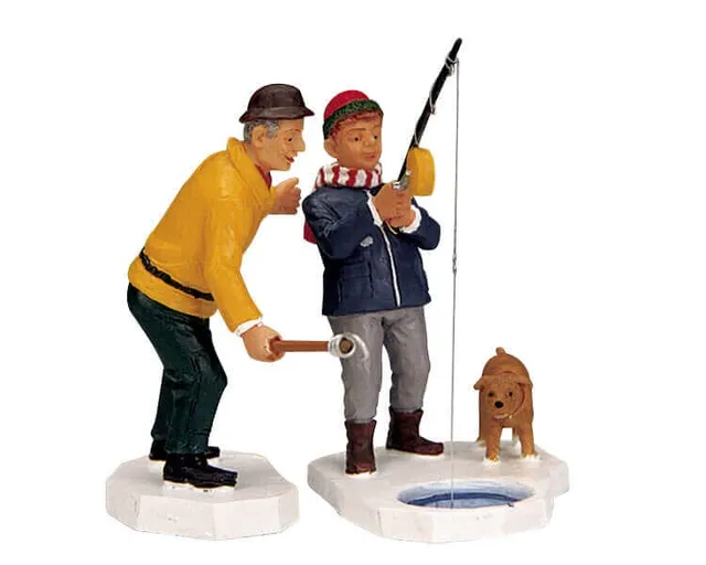 lemax-ice-fishing-figurine-miniature-de-collection image 1