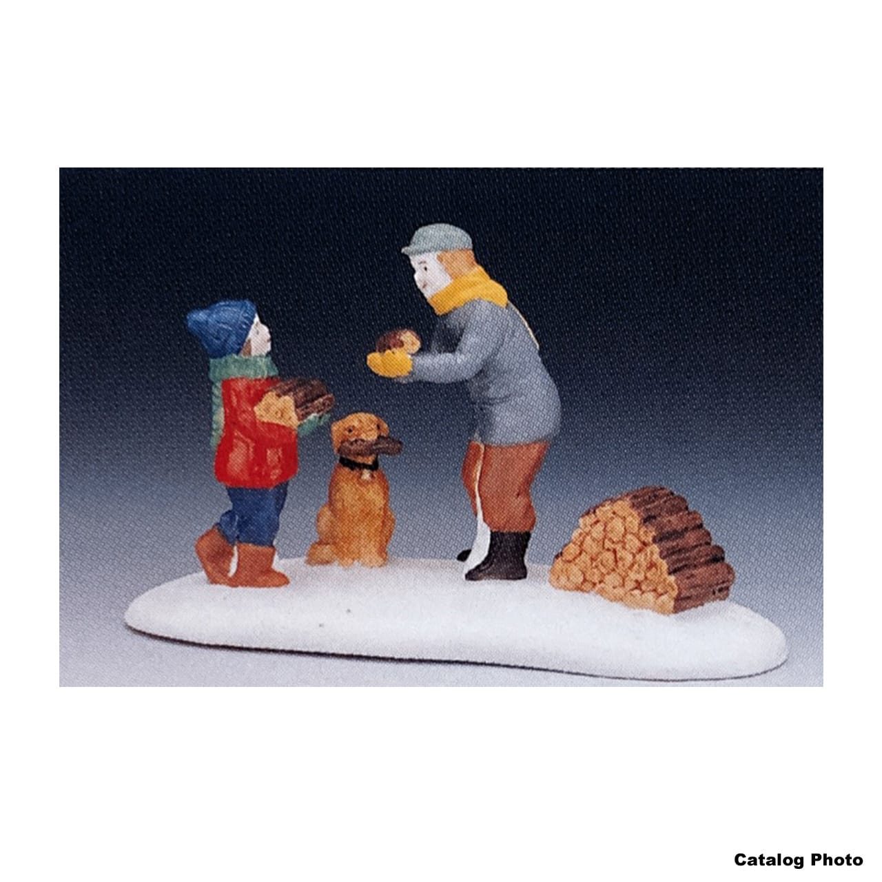 lemax-carrying-wood-figurine-miniature-b-cheron image 1
