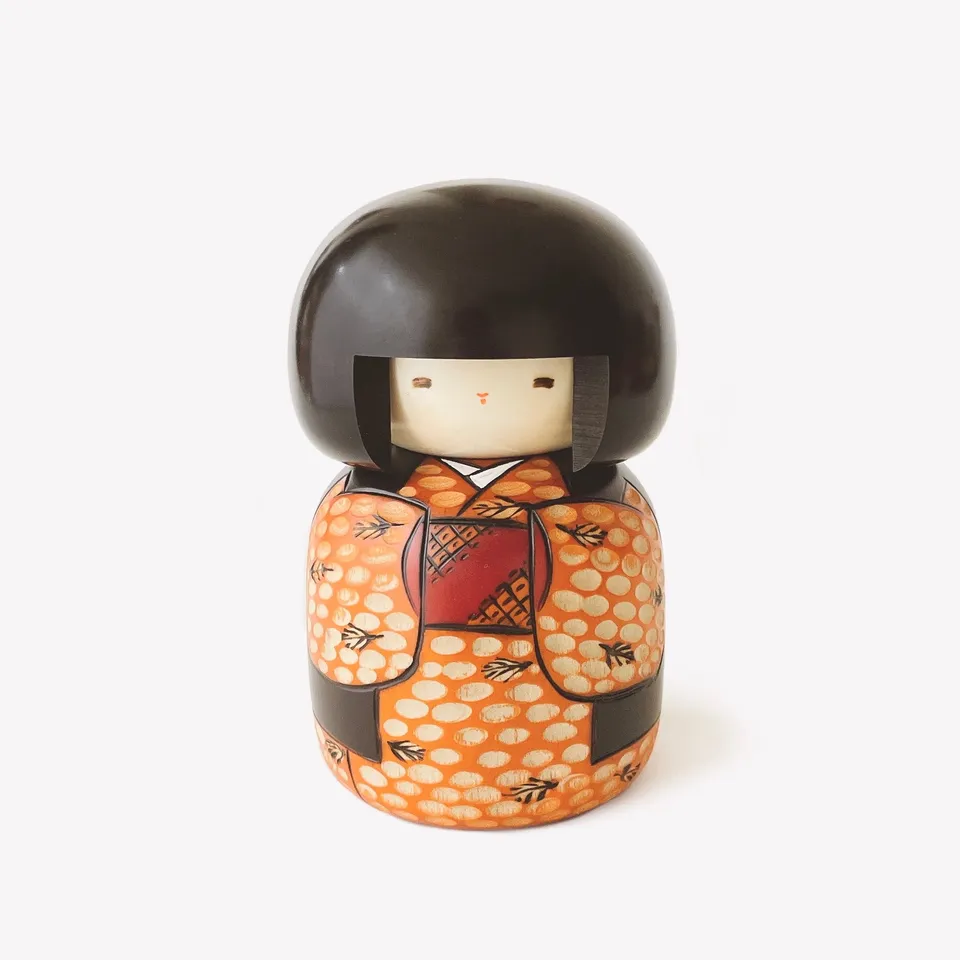 usaburo-kokeshi-aki-no-hi-un-jour-d-automne-kokeshi-classique-14-5-cm image 1