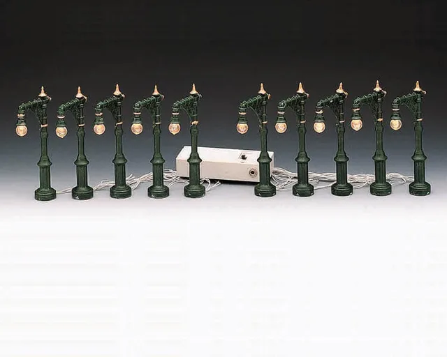 lemax-4-victorian-street-lamp-lot-de-4-lampadaires-miniatures-2 image 1