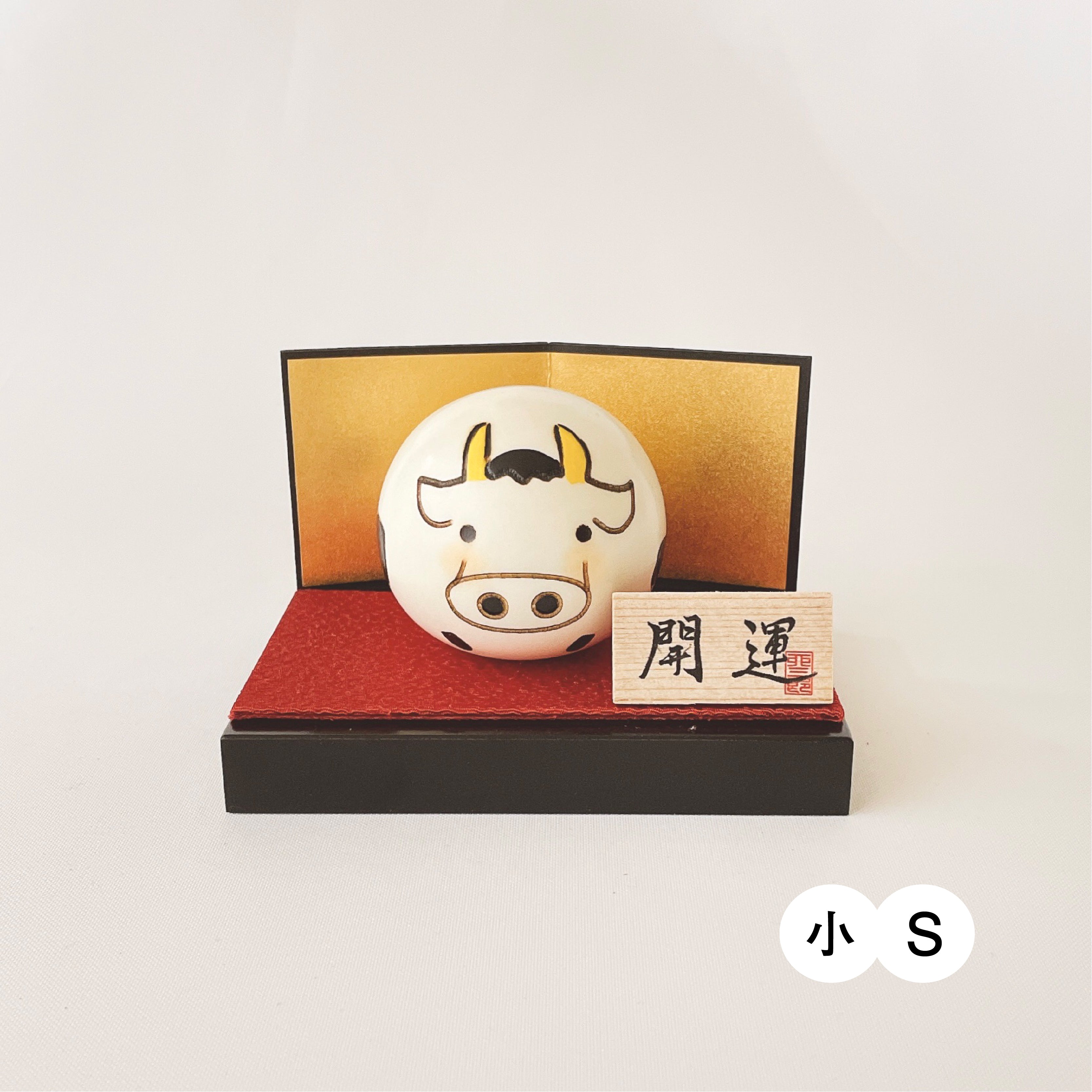 usaburo-kokeshi-yurakoro-vache-figurine-culbuto-artisanale image 4