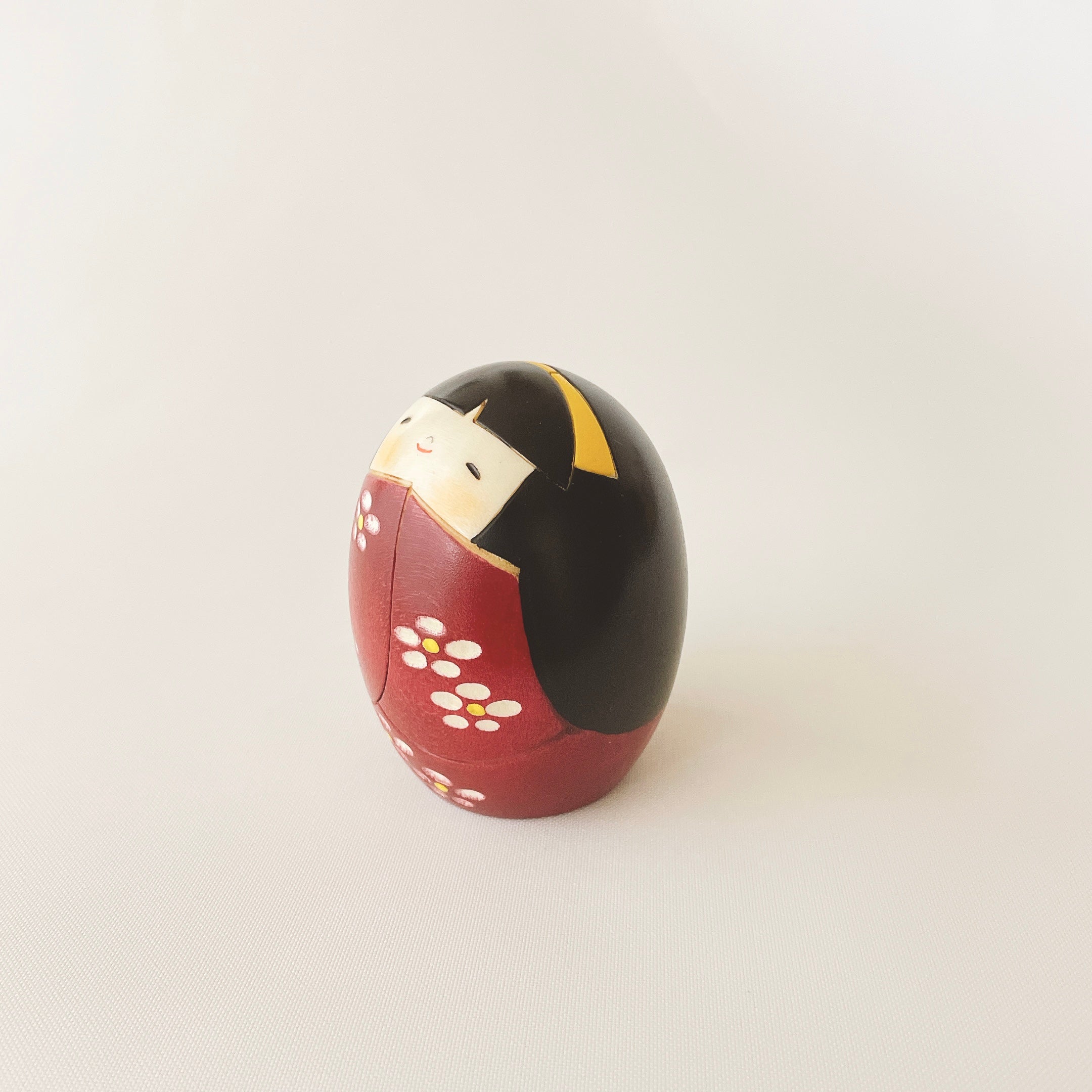 usaburo-kokeshi-negai-wish-figurine-yura-koro-culbuto-58-x-58-x-70-mm image 2