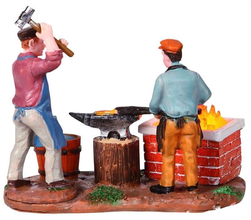 lemax-blacksmiths-figurine-forgerons-miniature image 3