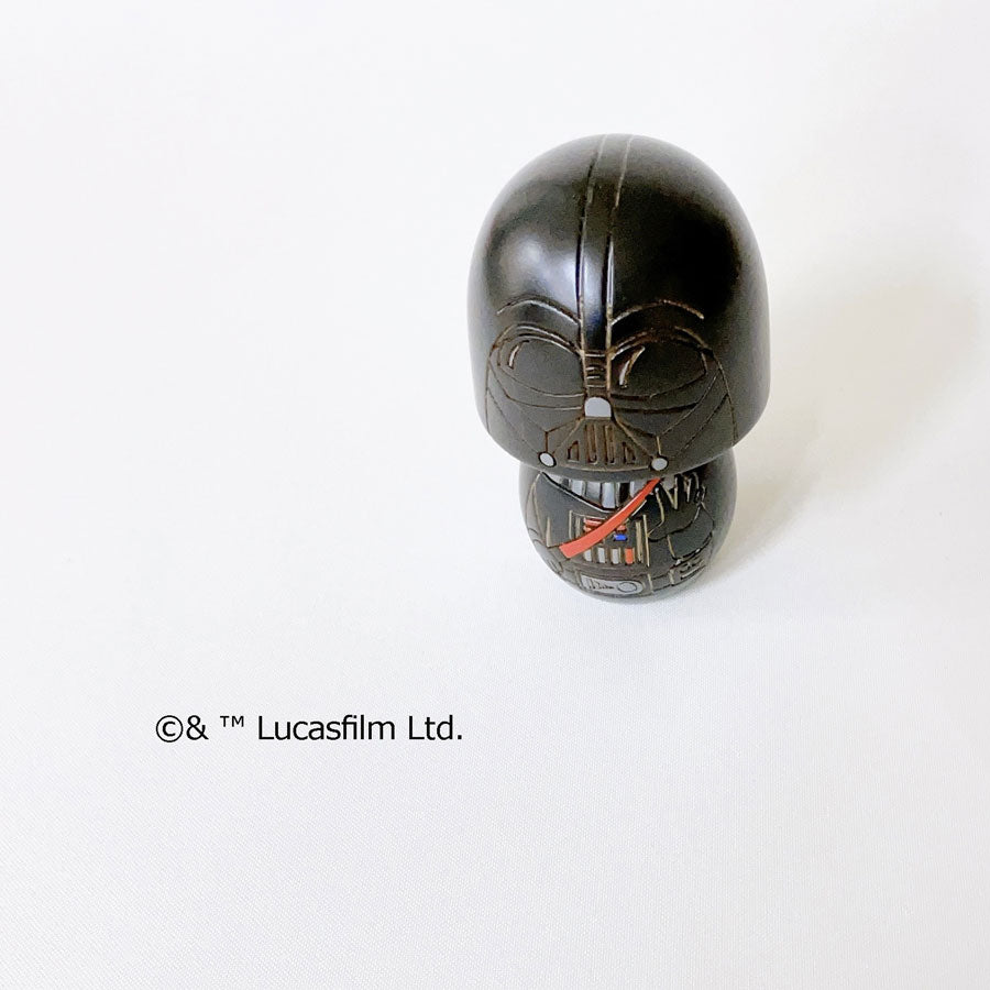 usaburo-kokeshi-star-wars-dark-vador-figurine-yura-koro image 5