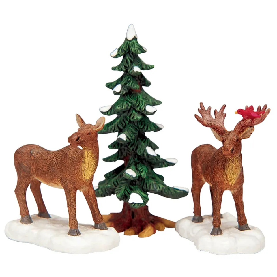 lemax-mr-and-mrs-moose-set-of-3-famille-lans-miniatures image 1