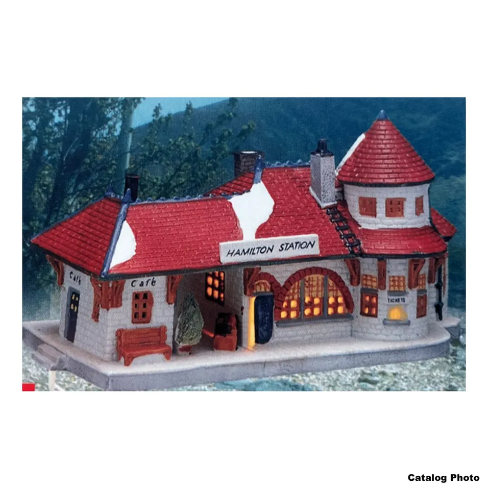 lemax-hamilton-station-b-timent-village-general-products image 1