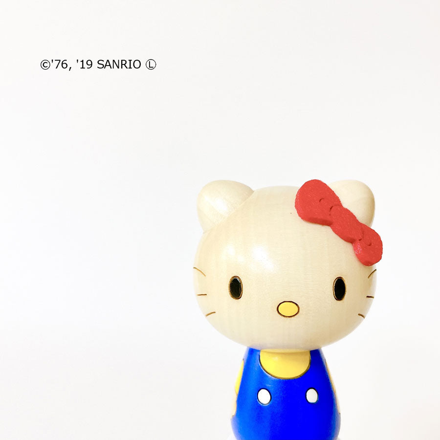 usaburo-kokeshi-hello-kitty-figurine-artisanale-7-5-cm image 6