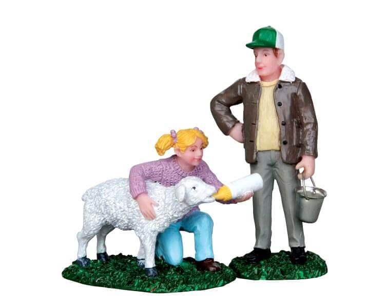 lemax-feeding-lamb-figurine-miniature-de-ferme image 1