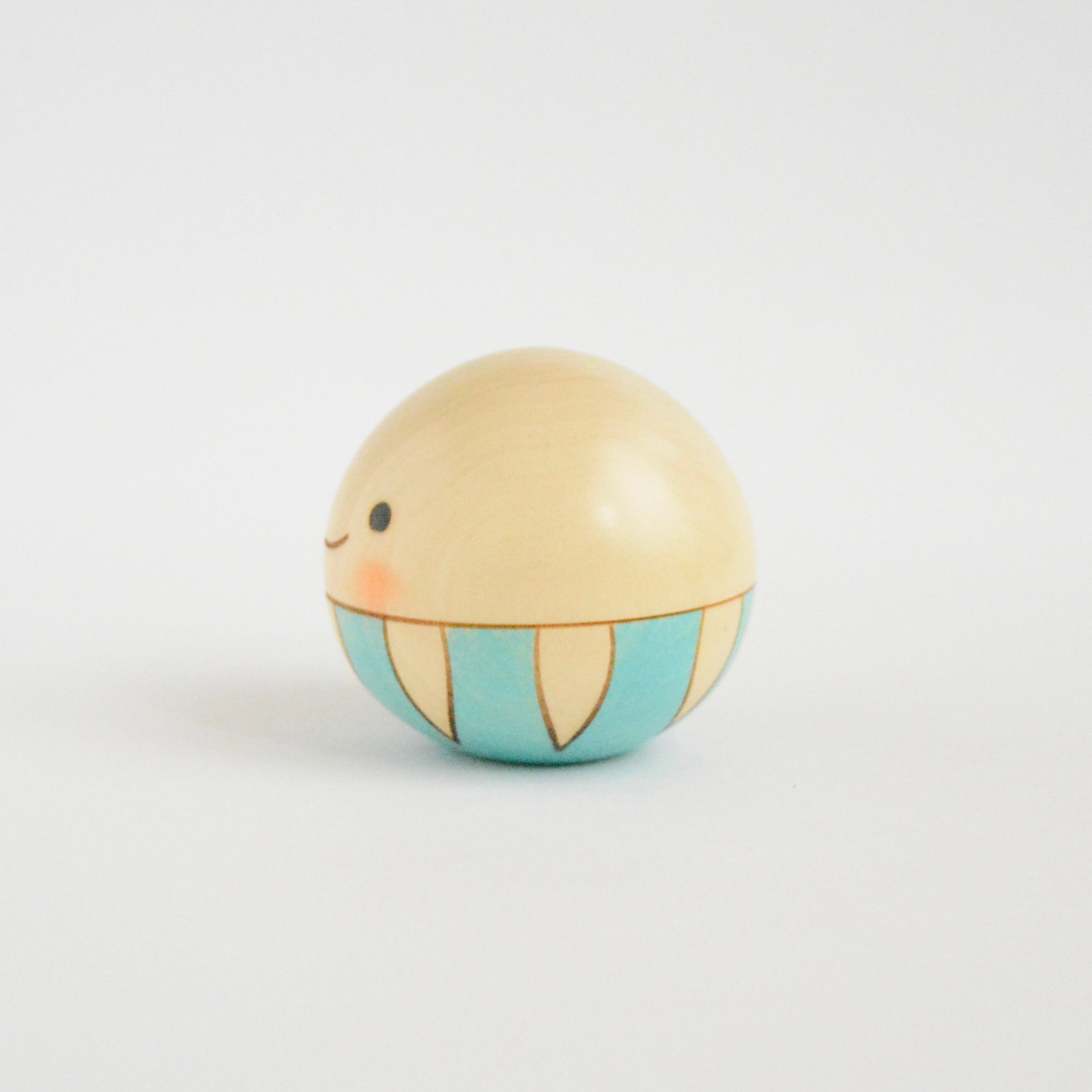 usaburo-kokeshi-yurakoro-jellyfish-mini-figurine-culbuto-m-duse-58x58x50mm image 2