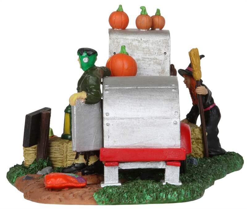lemax-trunk-or-treat-trailer-d-cor-miniature-spooky-town image 2