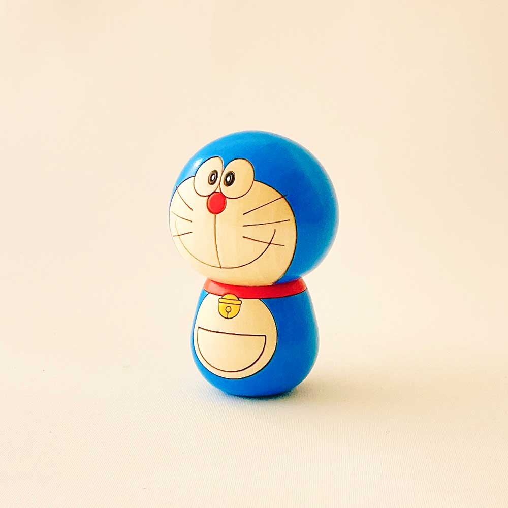 usaburo-kokeshi-doraemon-poup-e-kokeshi-artisanale-9-2-cm image 2