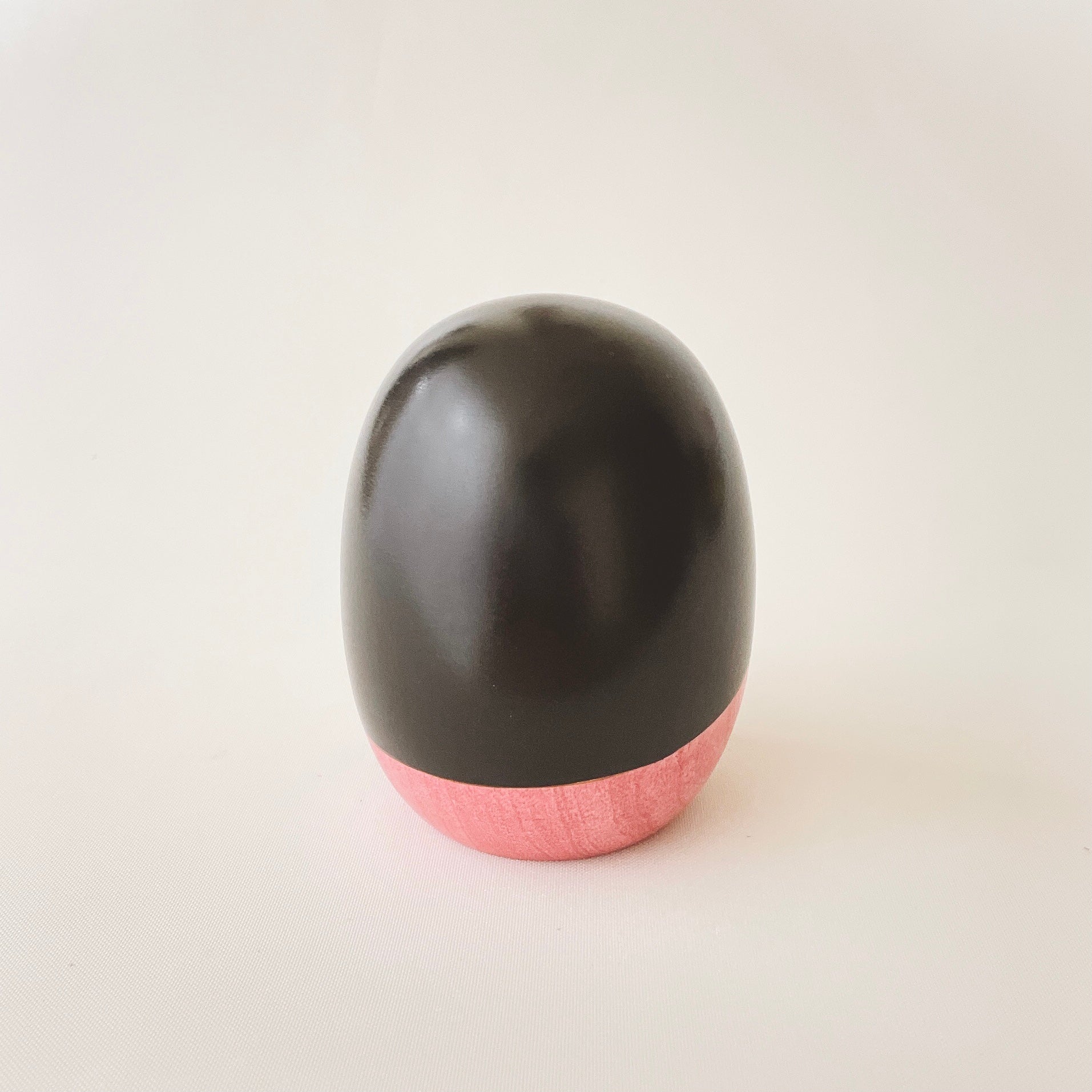 usaburo-kokeshi-shiawase-l-pink-90-mm-fleur-prunier image 3