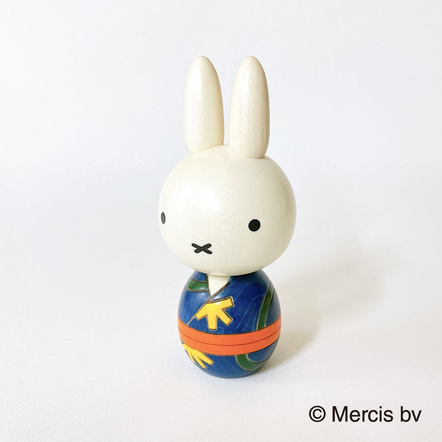 usaburo-kokeshi-miffy-kimono-figurine-yura-koro-13-cm image 2