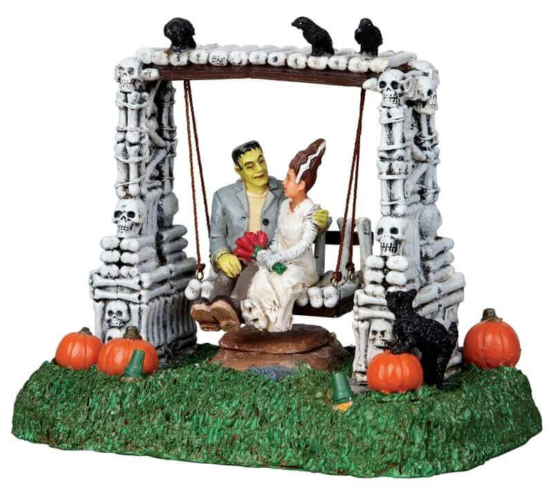lemax-monster-romance-sc-ne-anim-e-banc-spooky-town image 1