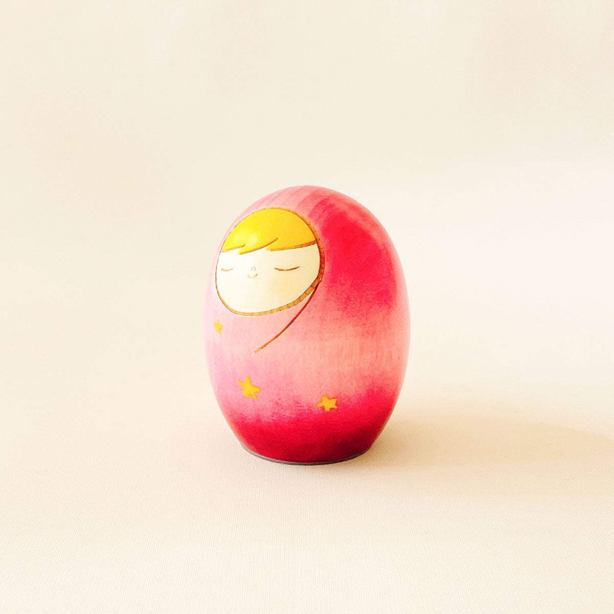 usaburo-kokeshi-heso-no-o-ire-porte-cordon-rose-toile image 2