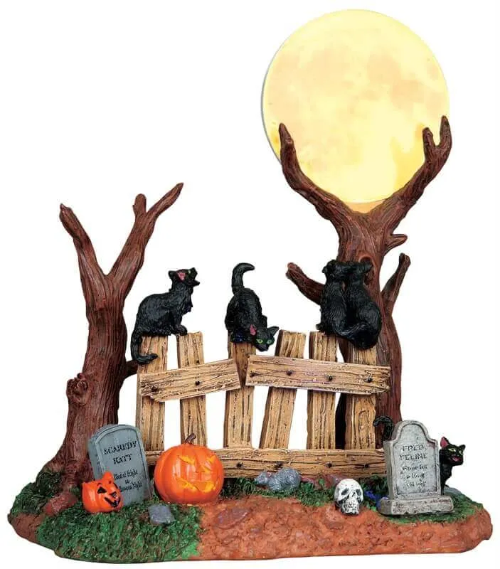 lemax-happy-howl-o-ween-figurine-halloween-spooky-town-miniature image 1