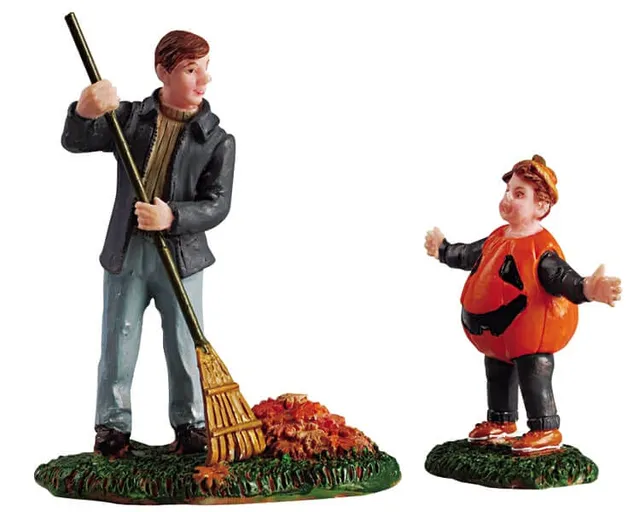 lemax-great-costume-pun-kin-figurine-miniature-spooky-town-halloween image 1