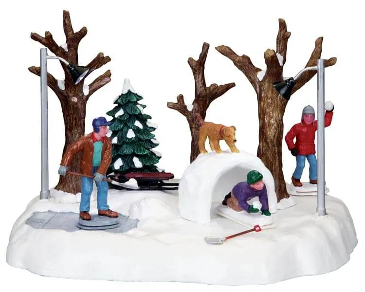 lemax-surprise-attack-figurine-miniature-de-collection-village-de-no-l image 1