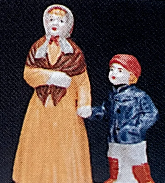 lemax-first-day-of-school-figurine-miniature-coliers-lot-de-collection image 1