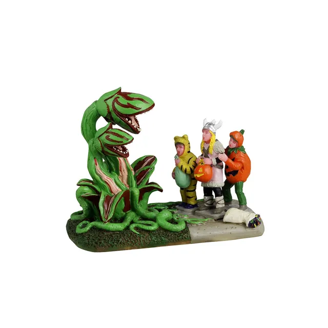 lemax-terrified-trick-or-treaters-spooky-town-figurines-halloween image 1
