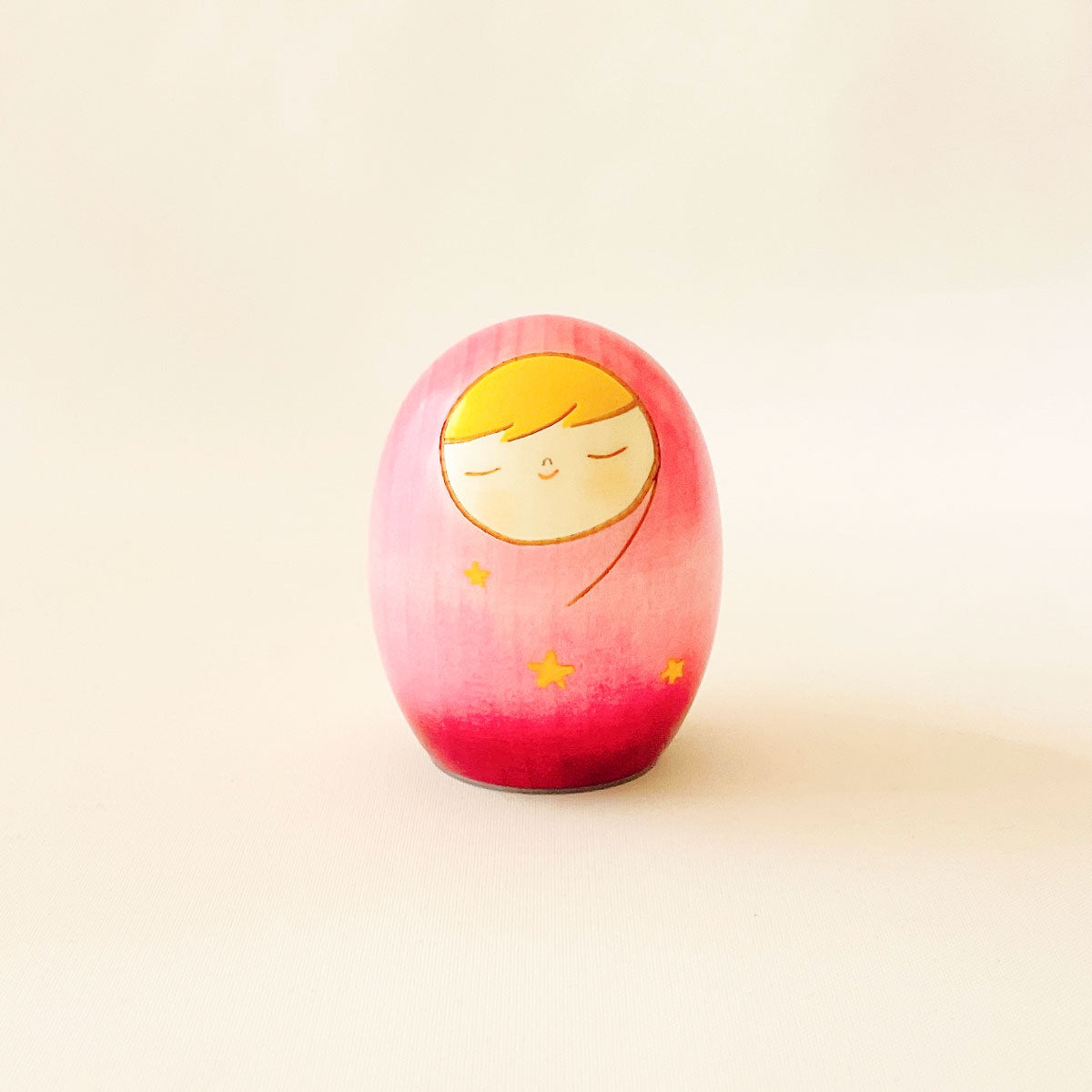 usaburo-kokeshi-heso-no-o-ire-porte-cordon-rose-toile image 1