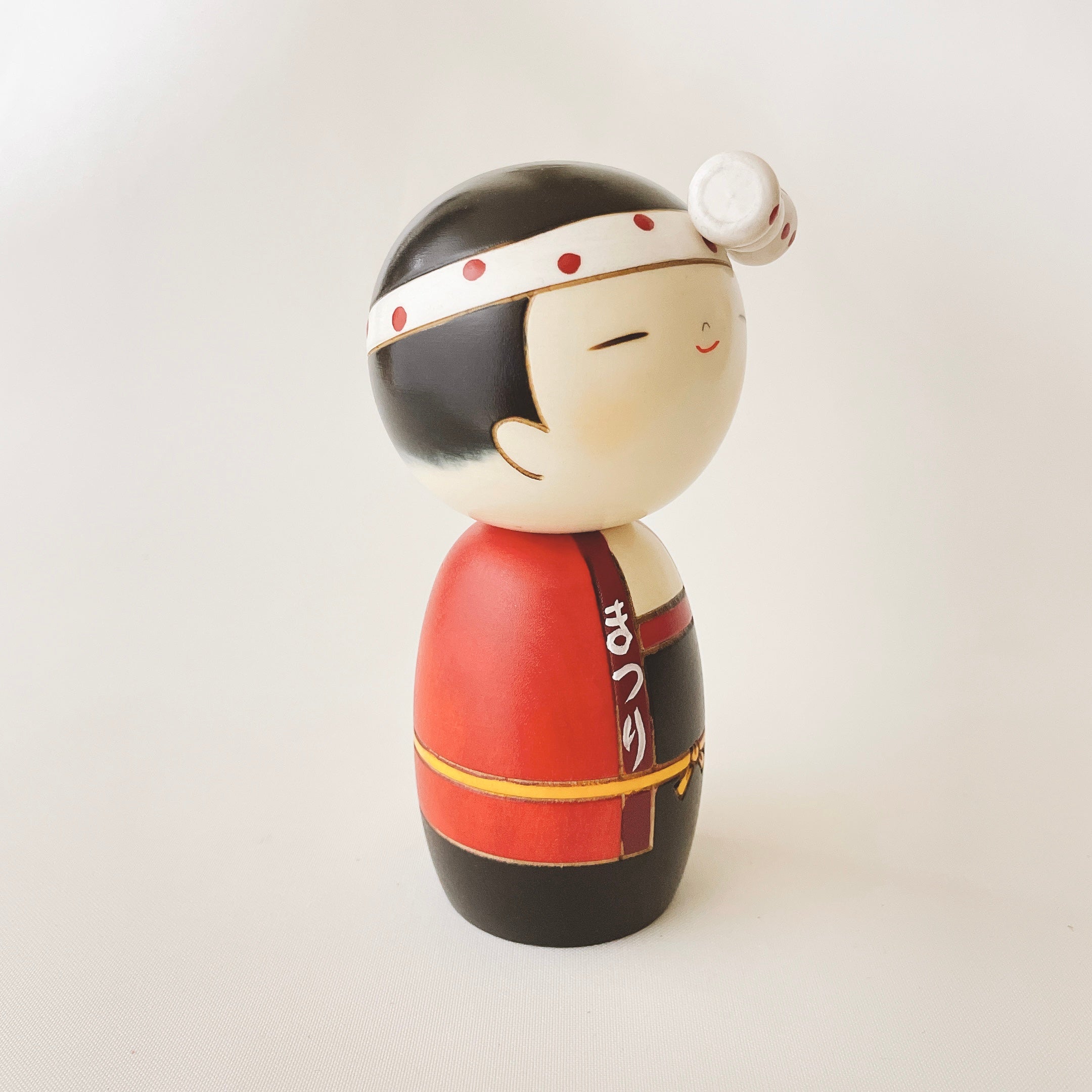 usaburo-kokeshi-wasshoi-summer-festival-girl-14-5-cm image 4