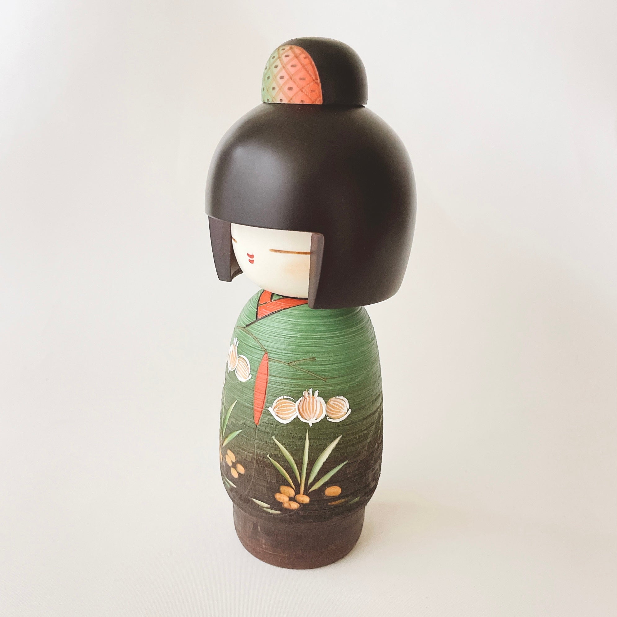 usaburo-kokeshi-izumino-grande-figurine-yura-koro-20-cm image 2