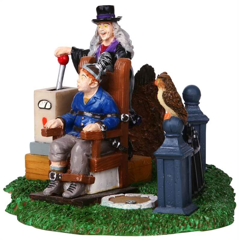 lemax-homicidal-maniac-figurine-spooky-town image 2
