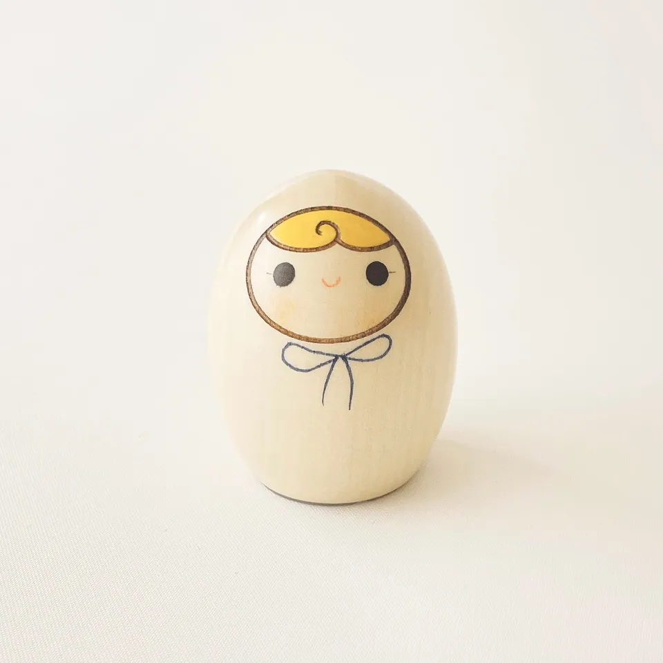 usaburo-kokeshi-heso-no-o-ire-ruban-bleu-bo-te-cordon-ombilical image 1