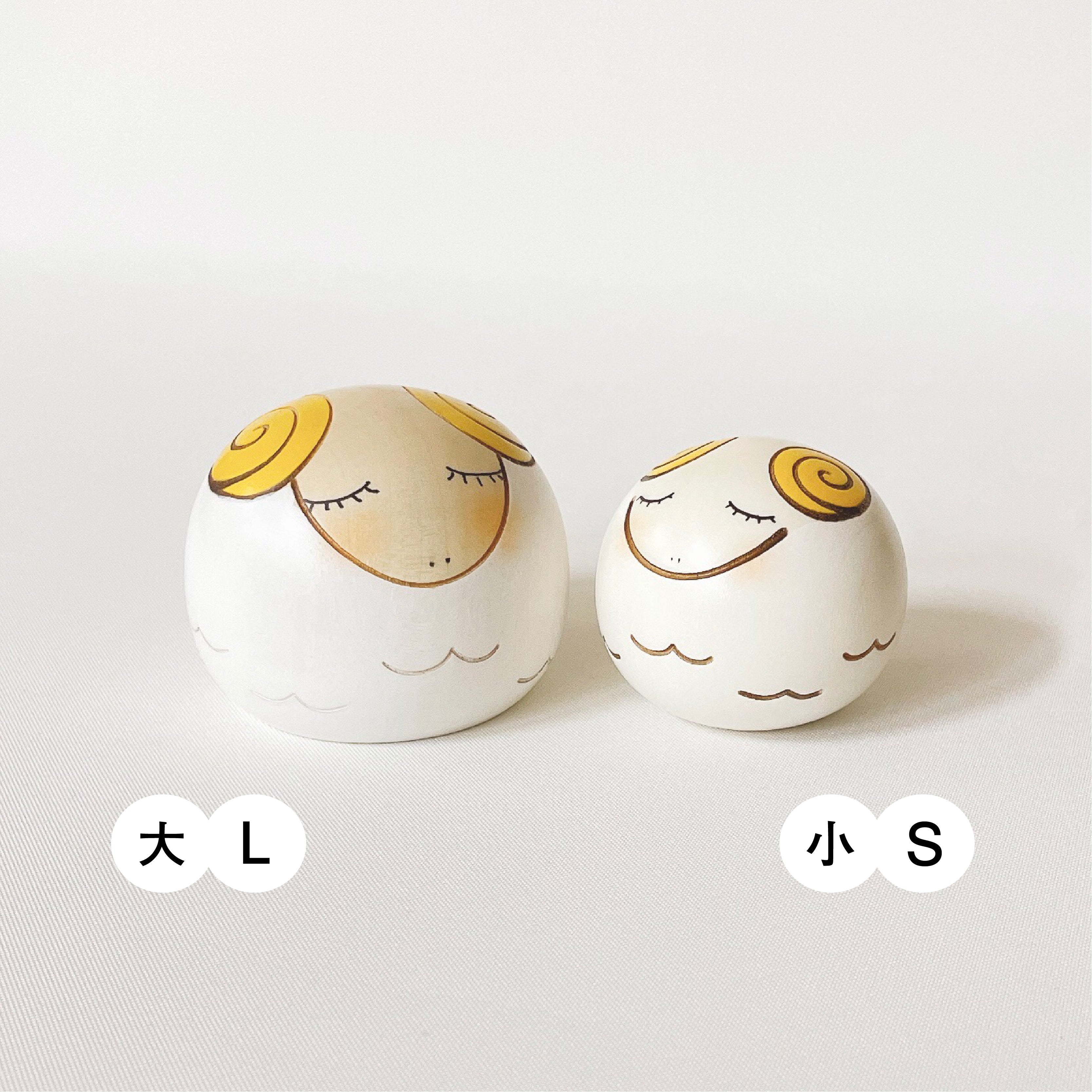 usaburo-kokeshi-yurakoro-mouton-culbuto-rond-en-bois image 8