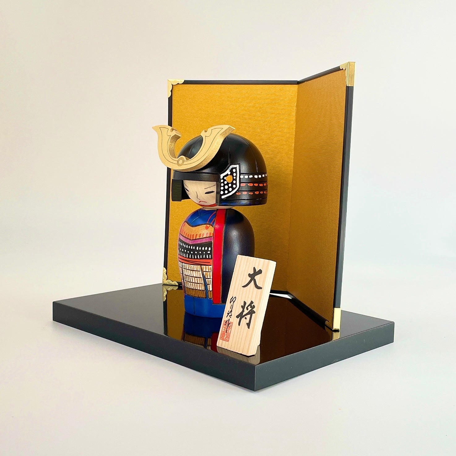 usaburo-kokeshi-taisho-samurai-general-set-feu-de-camp-complet image 2