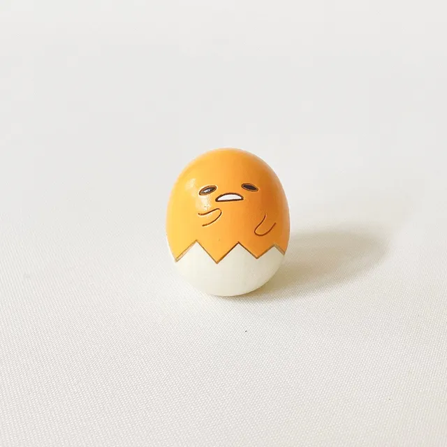 usaburo-kokeshi-gudetama-mame-orange-mini-figurine-35-mm-sanrio image 1