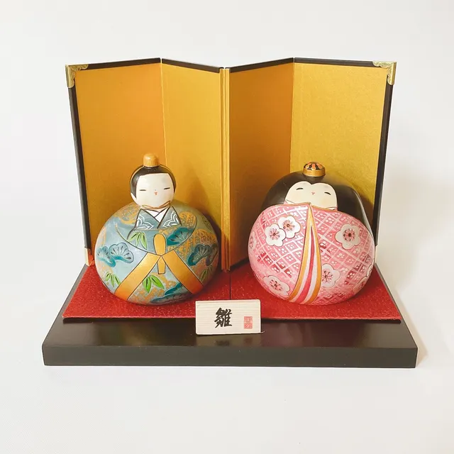 usaburo-kokeshi-heian-hina-paix-duo-artisanal-10-5-cm-set image 1