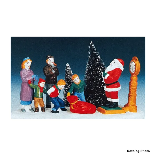 lemax-santa-takes-a-guess-figurine-p-re-no-l image 1