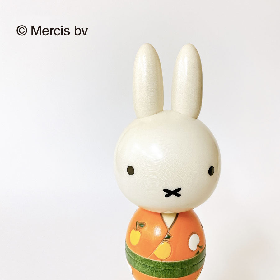 usaburo-kokeshi-miffy-ringo-apple-figurine-yura-koro-130-mm image 4