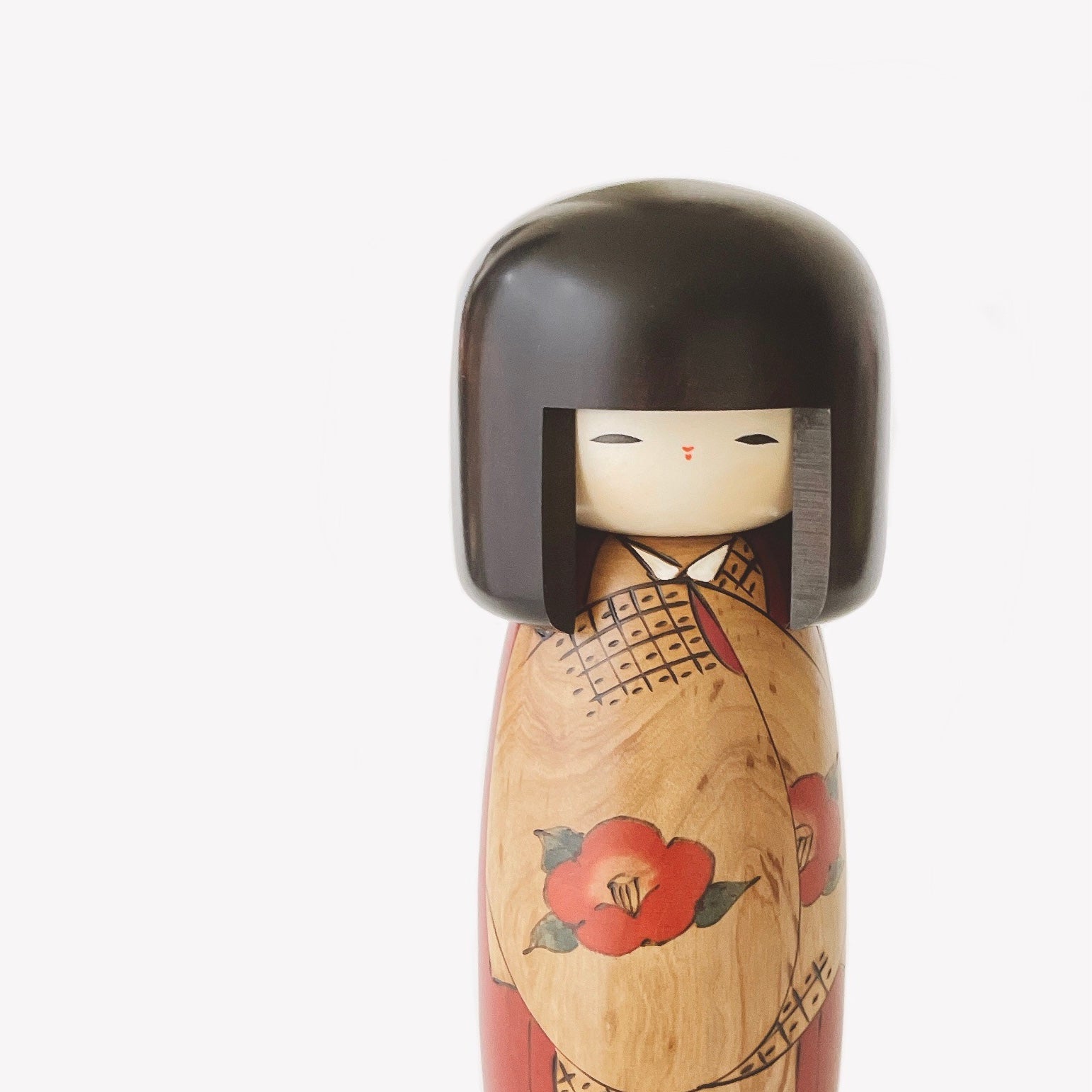 usaburo-kokeshi-kantsubaki-camellia-hiver-s-figurine-kokeshi-artisanale image 2