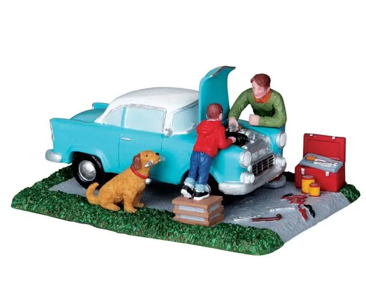 lemax-tune-up-figurine-miniature-atelier-village image 1