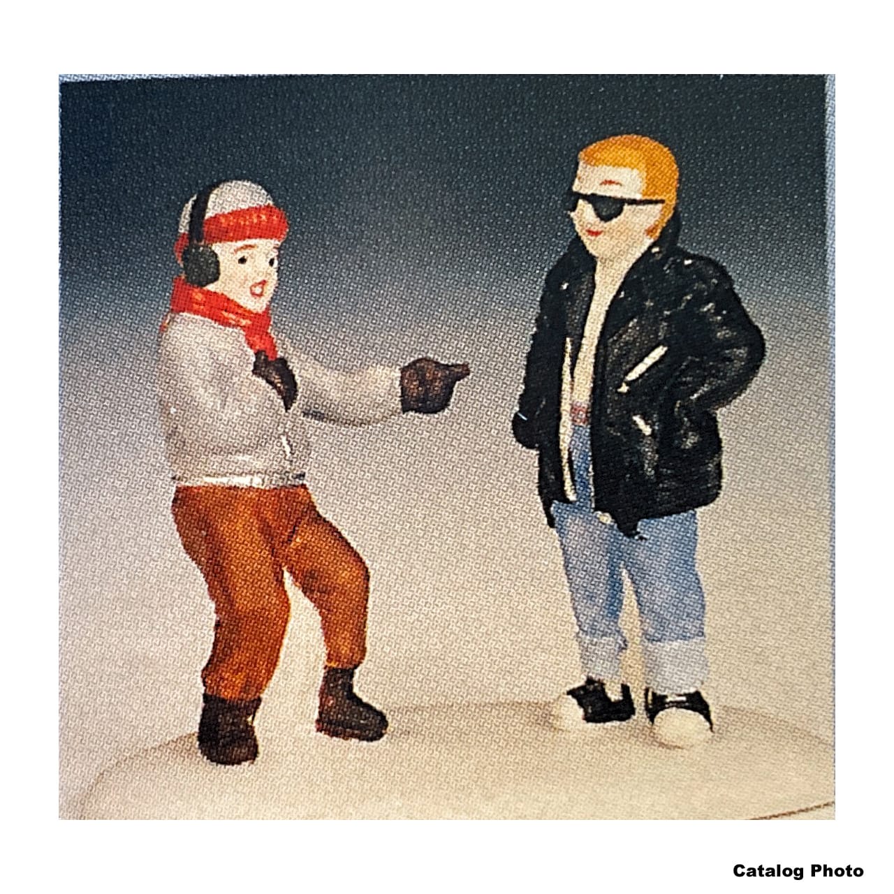 lemax-too-cool-to-be-cold-figurine-miniature-hiver image 1