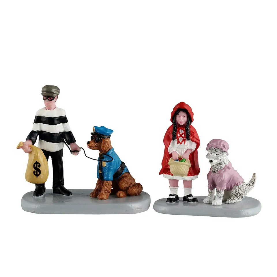 lemax-trick-or-treat-companions-figurine-miniature-spooky-town image 1