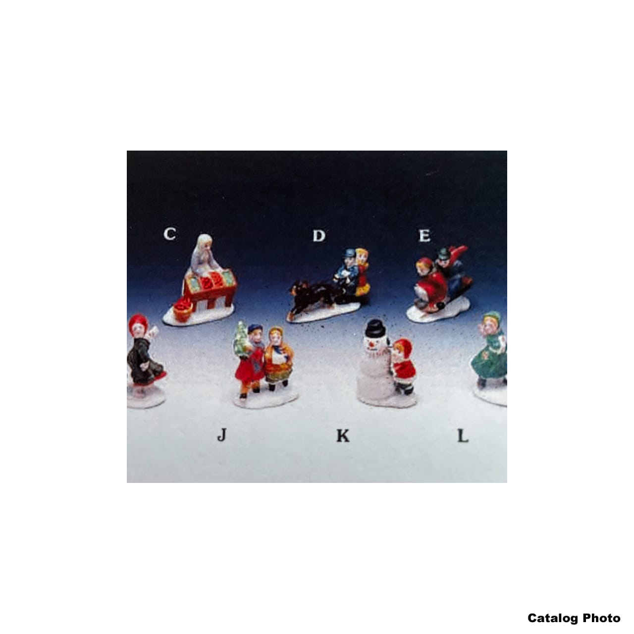 lemax-skating-kids-with-dog-figurine-patineurs-et-chien-miniature image 2