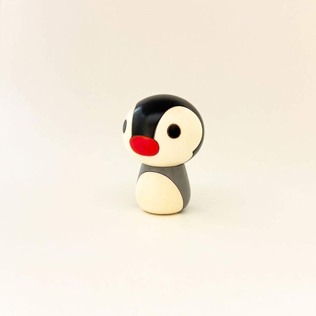 usaburo-kokeshi-little-my-figurine-kokeshi-artisanale-yura-koro-2 image 2