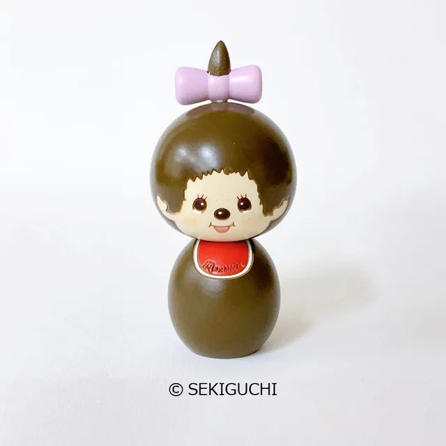usaburo-kokeshi-monchhichi-monchhichi-chan-figurine-artisanale-12-cm image 1
