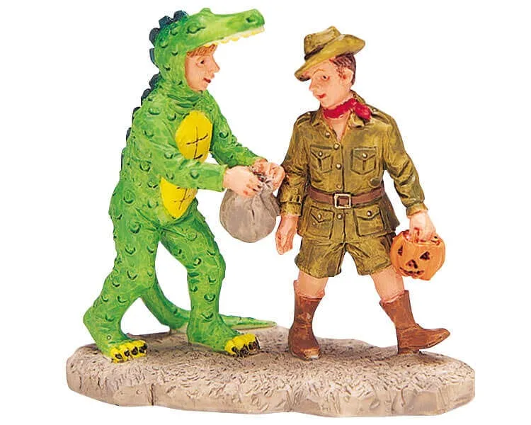 lemax-crock-crock-hunter-figurine-spooky-town-halloween image 1