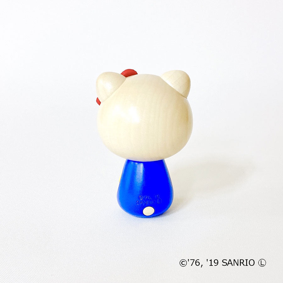 usaburo-kokeshi-hello-kitty-figurine-artisanale-7-5-cm image 3