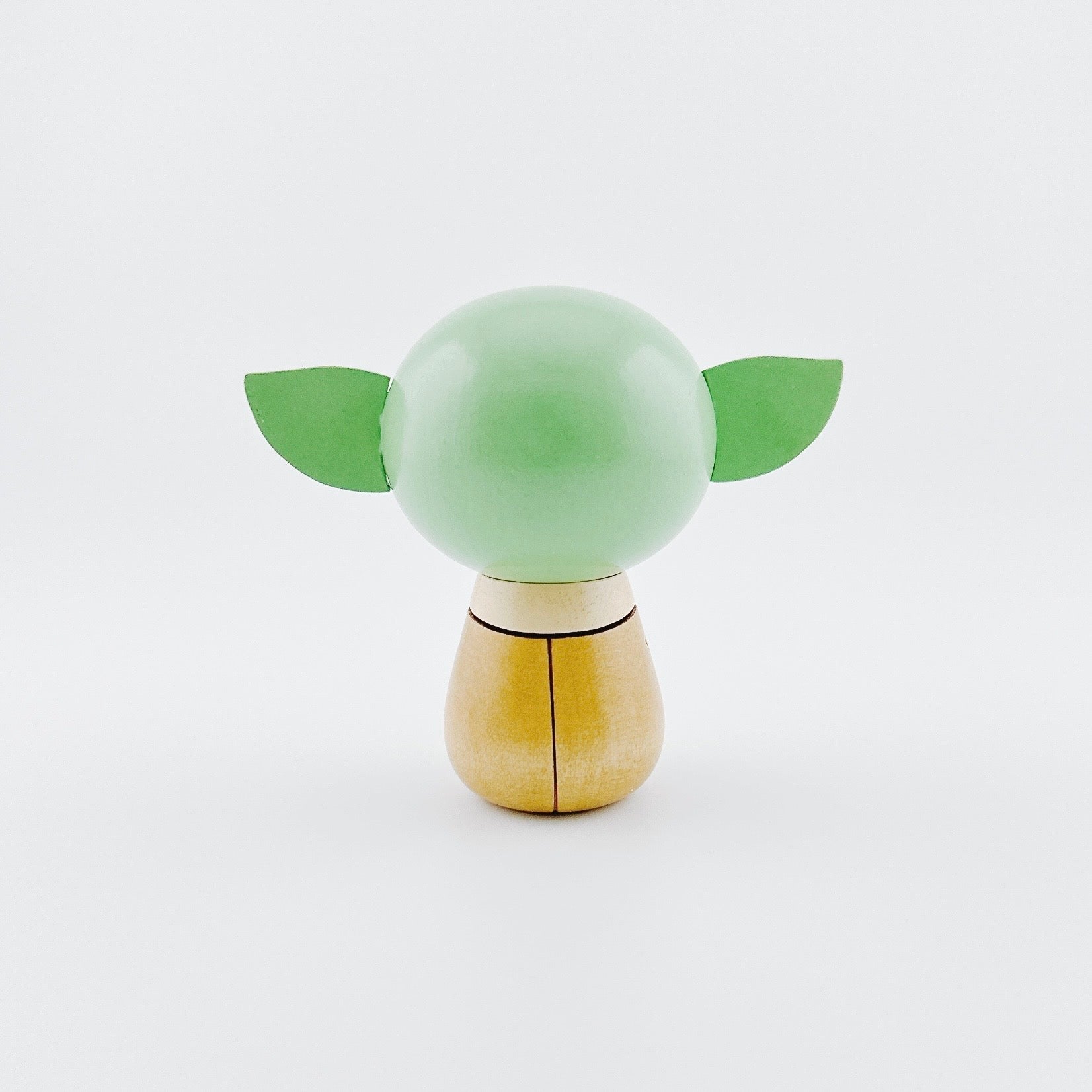 usaburo-kokeshi-star-wars-yoda-figurine-artisanale-6-5-cm image 3